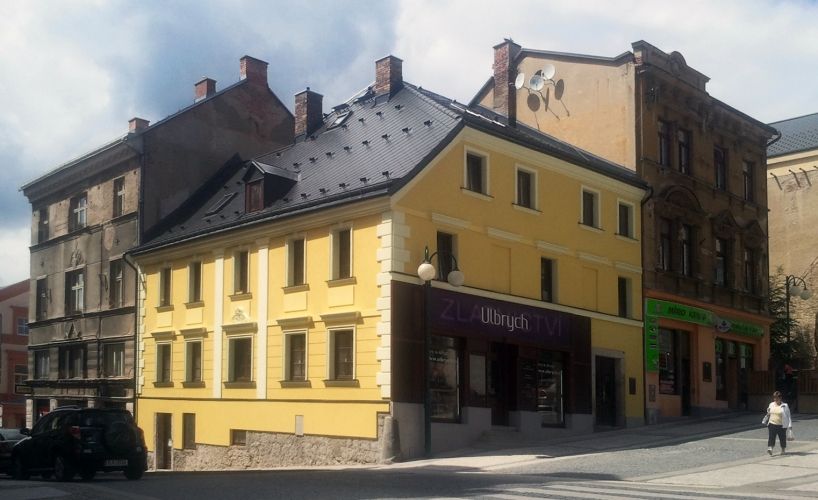 Obnovený historický dům v centru Jablonce nad Nisou